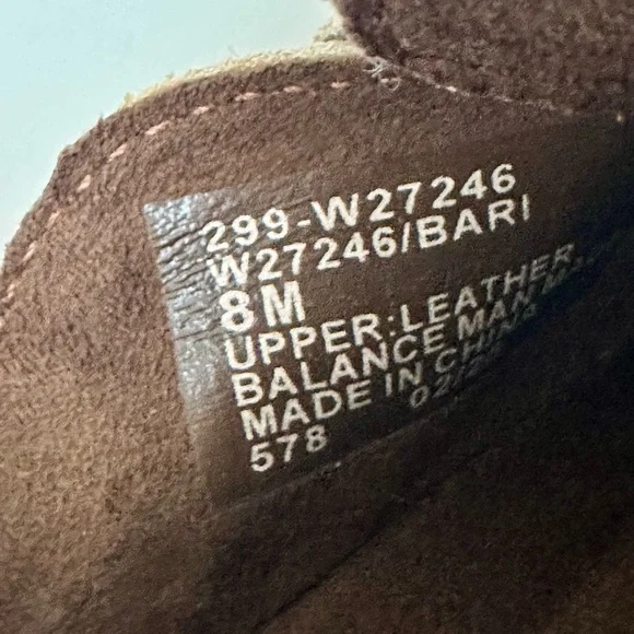 NEW! LEATHER White Mountain Clogs Mules Slip On Shoes NWT Size 8 Beige Women - Picture 11 of 12